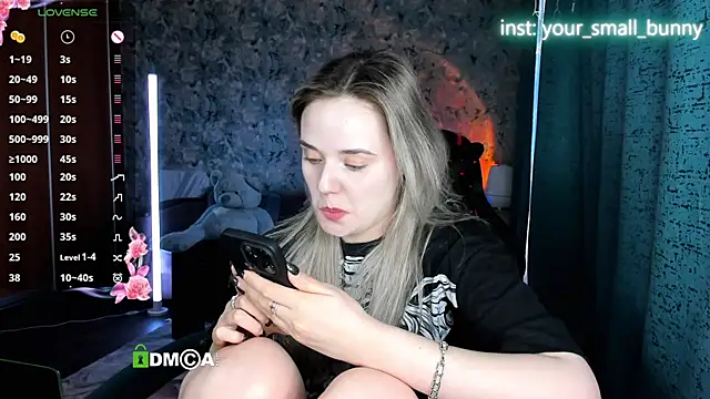 Your_small_bunny Chat XXX in diretta