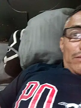 Innsaciable: вебкам-шоу