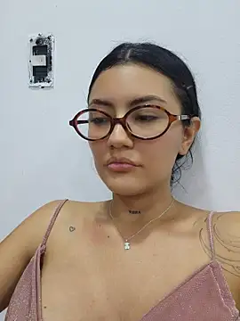 Roma_xxx Chat XXX live