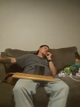 yourMasterisBored webkamerás műsora