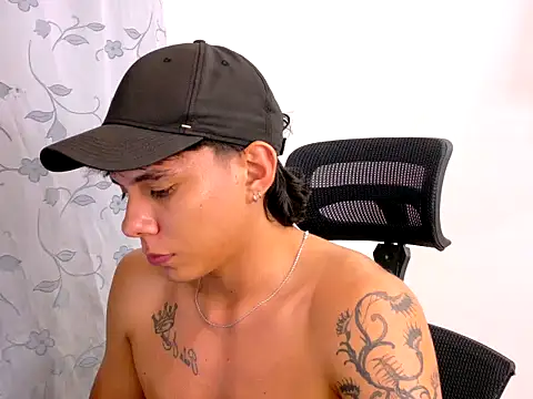 Will_Clark7 লাইভ XXX চ্যাট