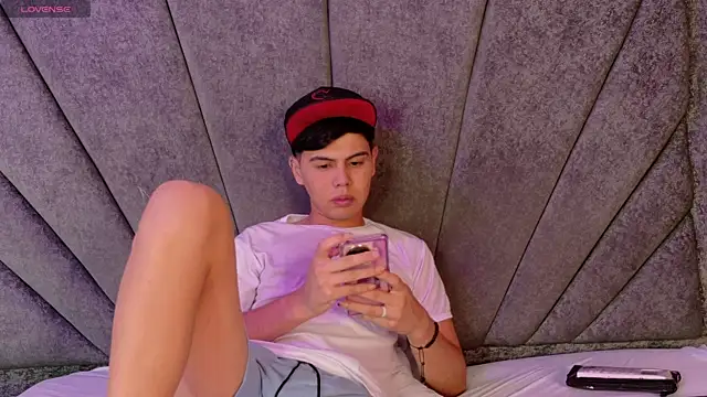 Felipe_ColdのライブXXXチャット