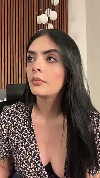 XXX chat uživo modela AliceRitter