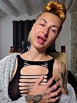 kylie_blck élő XXX-chatje