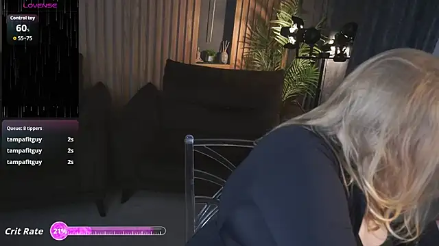 Онлайн чат XXX Tinker_Belll