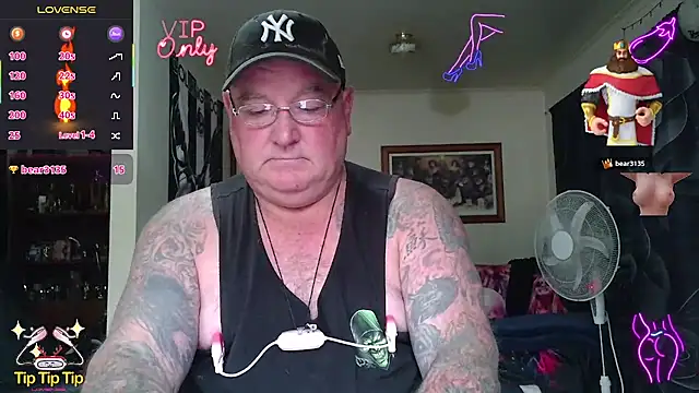 Czat XXX na żywo – KINKYBLUEYES69