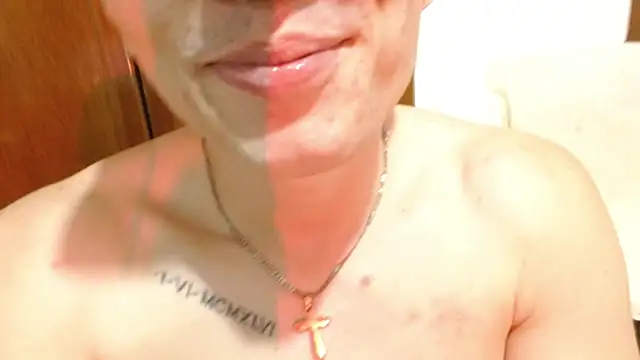 Živý XXX chat ChicoMaloFfF