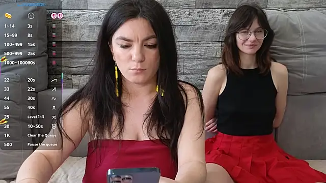 دردشة Vika_loves_you الجنسية المباشرة