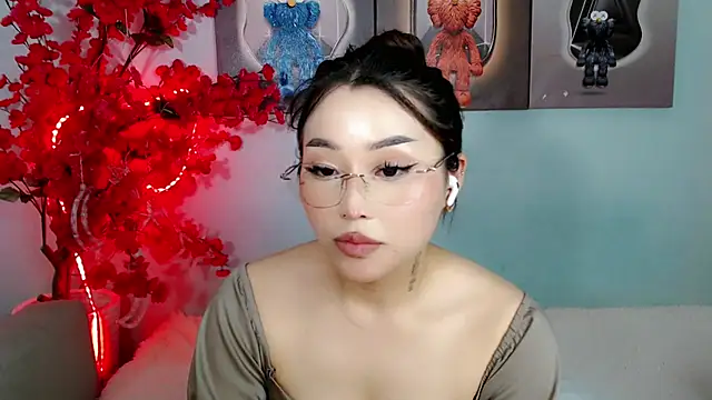 ichiben's Live XXX Chat