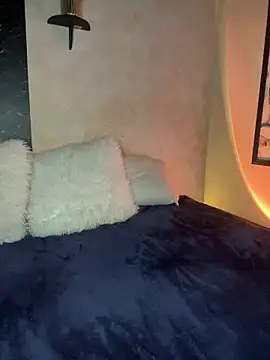 Alana_Stone Adlı Modelin Canlı XXX Sohbeti