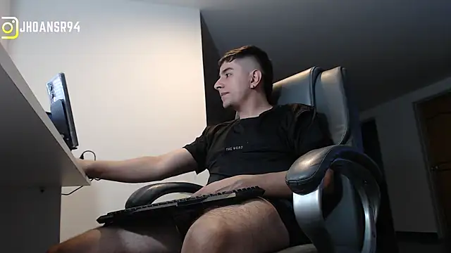 Webkamerová show Jhoan_saenz
