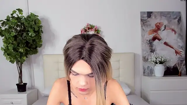 MadonnaRossi Obrolan Langsung XXX