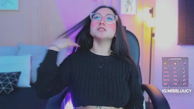 lucy_neilのライブXXXチャット