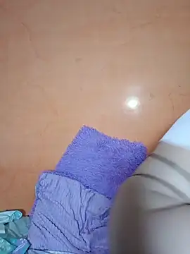 KiaraEvans2's Live XXX Chat