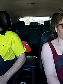 l4dyc4pricorn76's Live XXX Chat