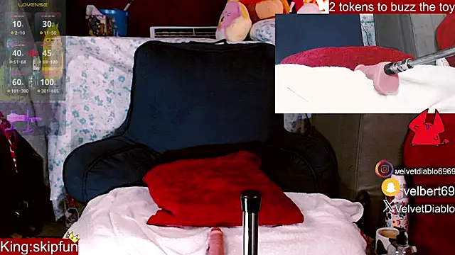 VelvetDiablo's Live XXX Chat