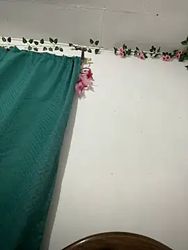 indiegirl666 라이브 XXX 채팅