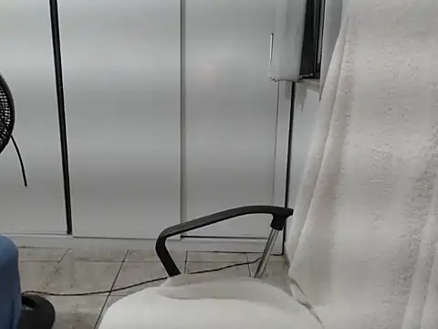 แชท XXX สดของ GiMilf