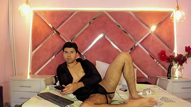 Pertunjukan Kamera Web RodrigoColby2