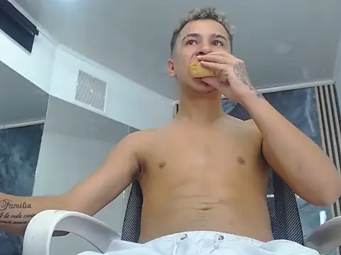 Hollmanhot Webcamshow