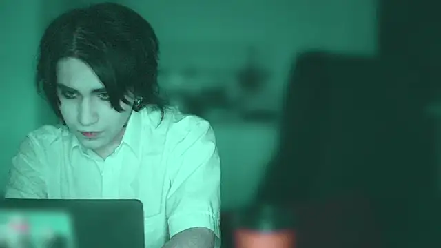 sademobeer: вебкам-шоу