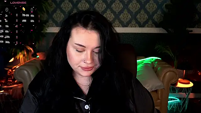 SerahMirabeli Chat XXX live