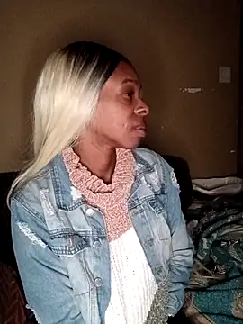 Jasmine_FullsShine Show Webcam