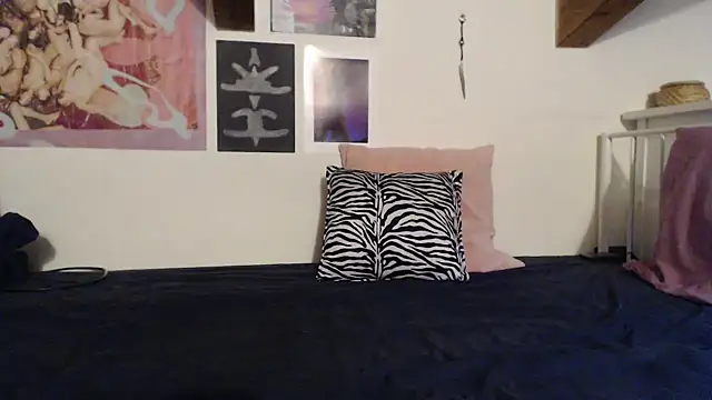 metamorphosiskin's Live XXX Chat