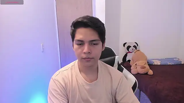 Asta_YunoXXX webkamerás műsora