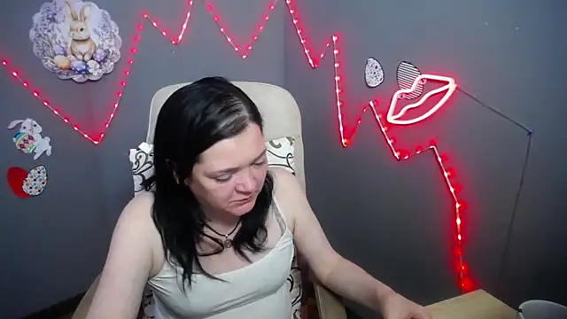 LauraFinn 라이브 XXX 채팅