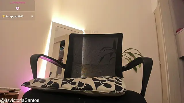 Victoriasant Live XXX-Chat