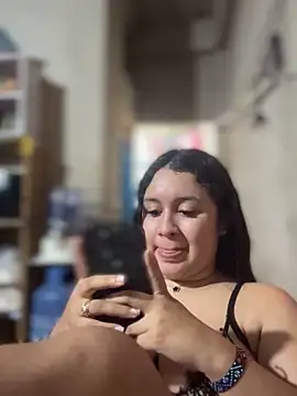 Pretty_Isadora: απευθείας συνομιλία ΧΧΧ