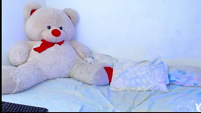 keelly_richaardson1 Adlı Modelin Canlı XXX Sohbeti