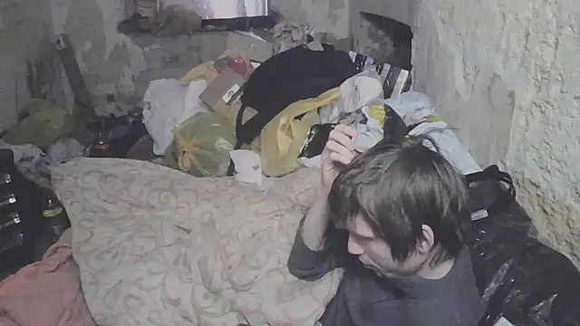 Pokazy przed kamerką – makarov1993