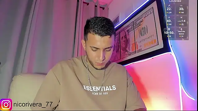 nico_rivera 在線直播表演