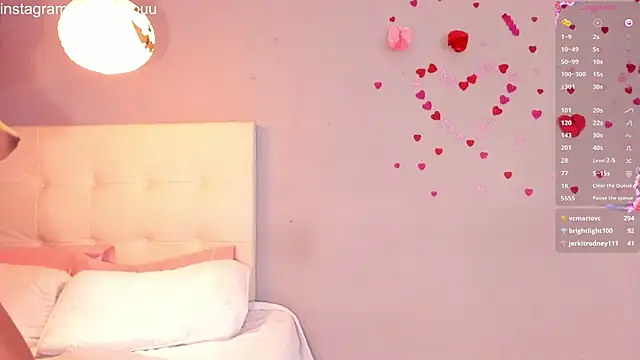 Melaniaa_Roussee's Live XXX Chat