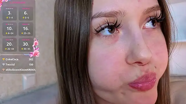 VinnieMaida live XXX chat