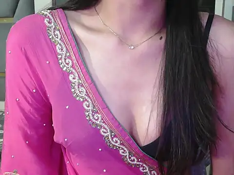 Chatroom XXX en direct de Simreet_22