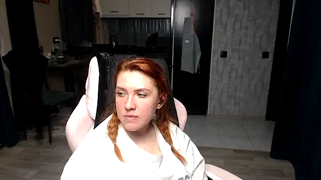 XXX chat uživo modela Reginasmilee