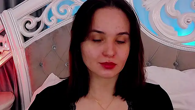 دردشة MeIisaLove الجنسية المباشرة