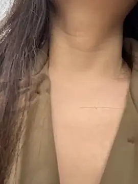 lucyxiaolulu: απευθείας συνομιλία ΧΧΧ