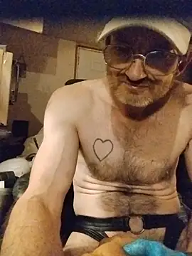 ROBERT0516 Show in webcam