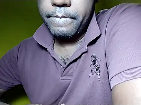 Lucky___05のライブXXXチャット