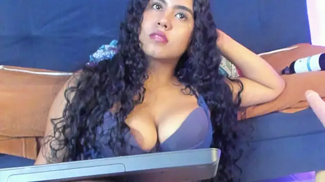 แชท XXX สดของ swetty_loverss