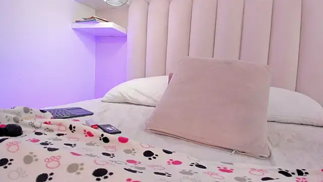 Chatroom XXX en direct de Mia_Bailey_