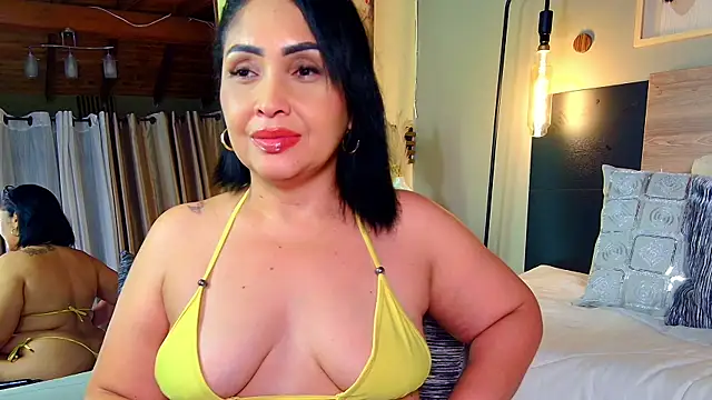 Pokazy przed kamerką – Madissononee