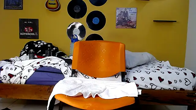 Chat XXX ao vivo de lilithevil32