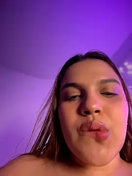 Chat +18 de Colibri_xxx ao vivo