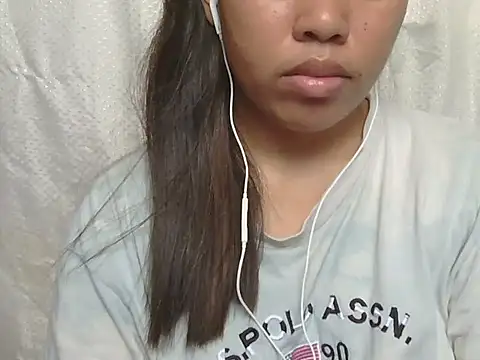 แชท XXX สดของ ChubbyButty