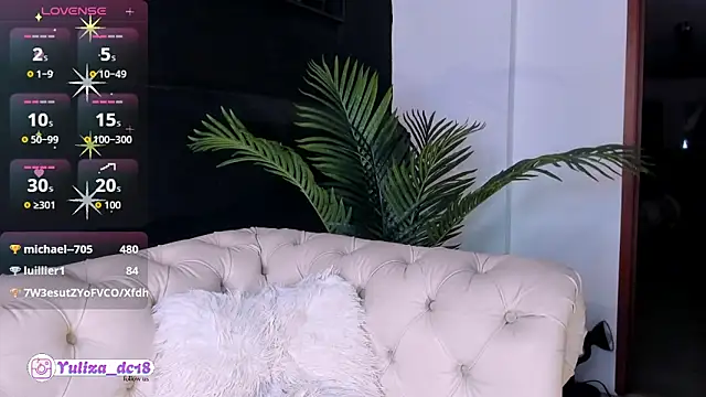 Luxury_Womann Live XXX chat